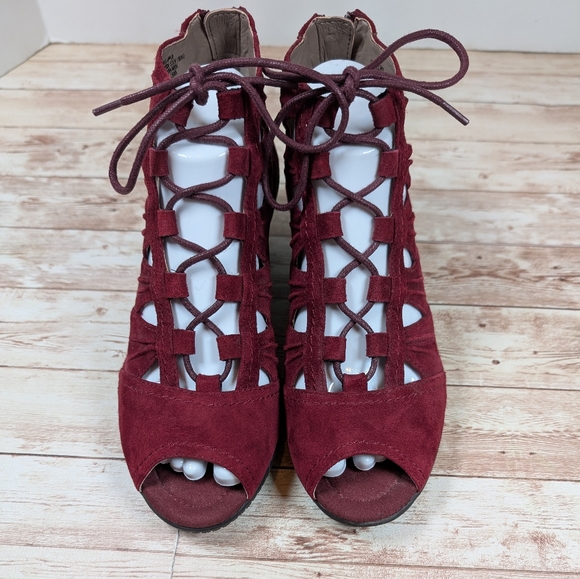 Earth Leather Peep Toe Dress Shoe Bootie Zip enclosure Women's Size 8.5 Burgundy - Picture 8 of 14
